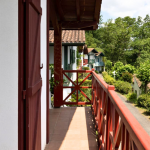 Slide Résidence Collines Iduki - Bastide Clairence - Balcon des appartements