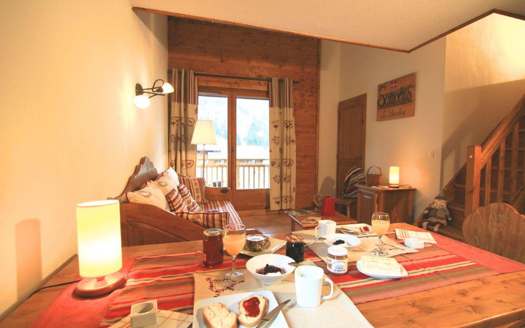 Slide Résidence Les Fermes de Samoens - living room