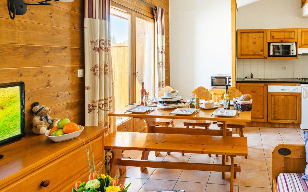 Slide Résidence Les Fermes de Samoens - living room