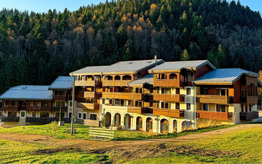 Slide Résidence Les Grandes Feignes - outdoor summer