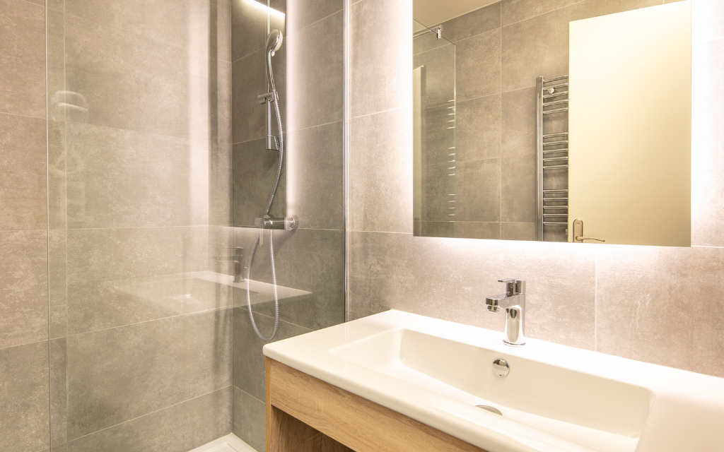 Slide Résidence Le Beauregard - bathroom