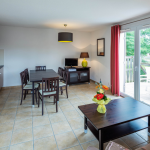 Slide Résidence Le Domaine du Golf d'Albret *** -  Two bedroom apartment 6 people - Kitchen
