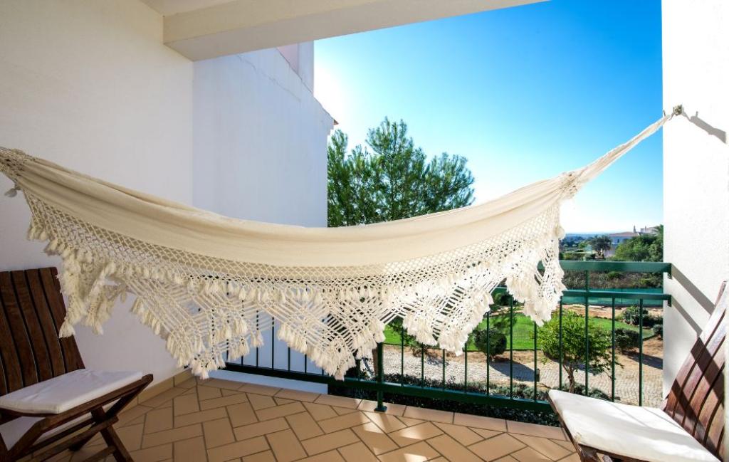 Slide Résidence Vale d'El Rei Hotel & Vila à Carvoeiro - Suite - Hamac sur le balcon