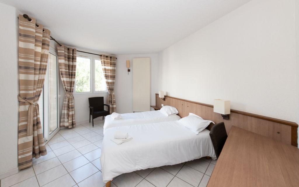 Slide Le Village des Isles - bedroom